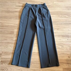 Stylish Gray Wide-Leg Trousers